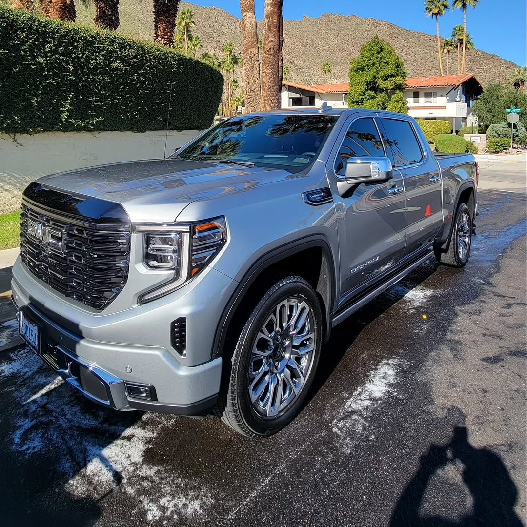 Detailed GMC Sierra Denali in Palm Springs
